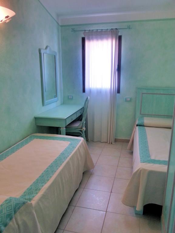 Residence Riva Azzurra Cannigione Zimmer foto