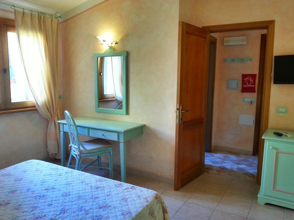 Residence Riva Azzurra Cannigione Zimmer foto