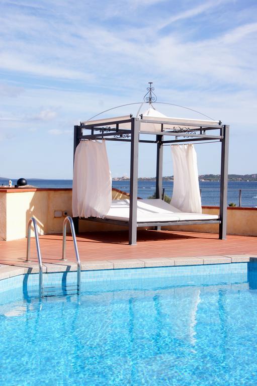 Residence Riva Azzurra Cannigione Exterior foto
